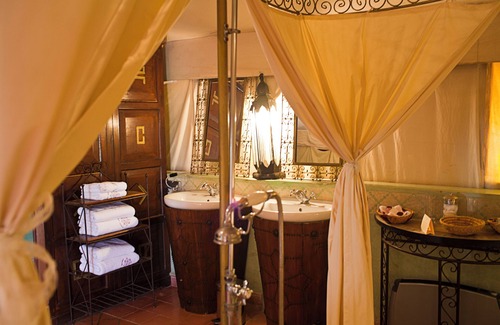 Ait Azzi Hotel | Kasbah Agafay Hotel And Spa