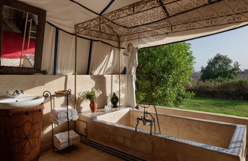 Ait Azzi Hotel | Kasbah Agafay Hotel And Spa