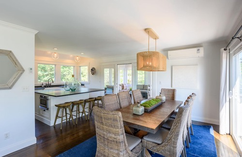 Katama House | Katama Luxury-5 BR Home w/Pool, Hot Tub, FirePit & Bocce Court near South Beach