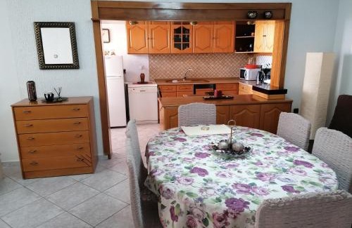 Skala Sotiros Apartment | Katerina's Cozy Home