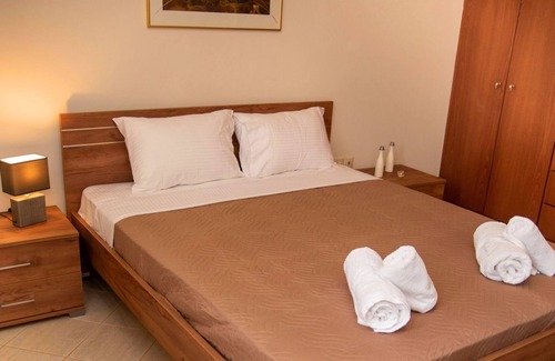 Koutouloufari House | Katerina's Residence