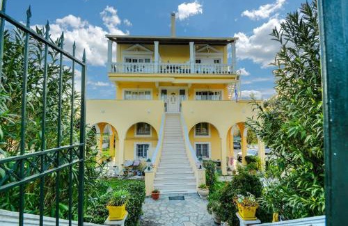 Dafnata Apartment | Katerina's Sunset Apartment