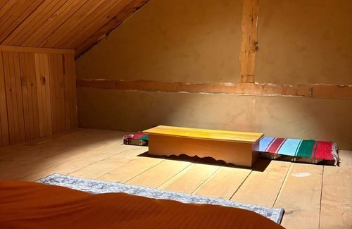 Banjar House | Kath Kuni Cafe & Stay Shangarh