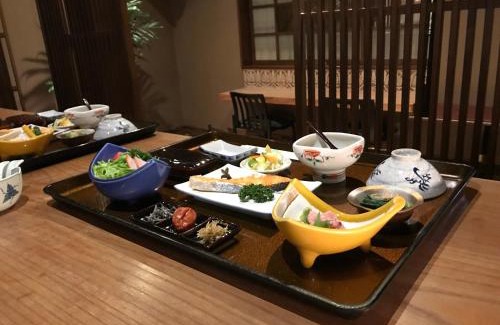 Tsubata Hotel | Katsuzakikan