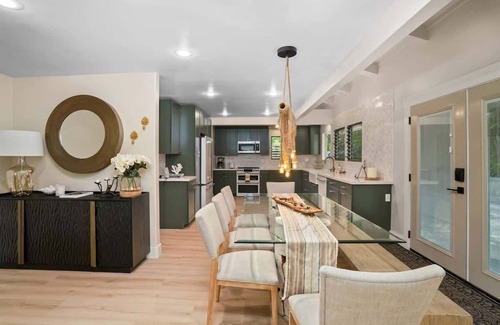 Princeville House | Kauai Mermaid Queen Sanctuary - Sleeps 16 - A/C!