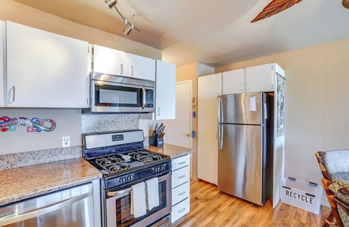 Ualapue Condo | Kaunakakai Condo w/Private Lanai & Ocean Views!