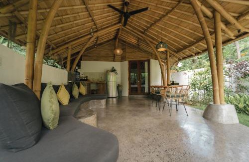 Selong Belanak Villa | Kayuma Villas Lombok
