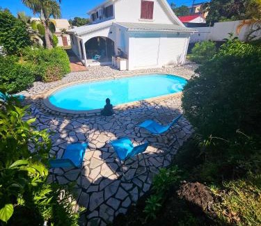 Petite-Ile Villa | Kaz Ô Flambloyant avec piscine privative, proche Grand'Anse