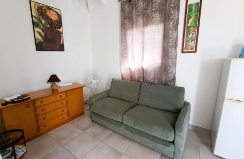 Anse-Bertrand House | Kaz a Klemence Gite creole avec piscine et table dhotes a Anse Bertrand