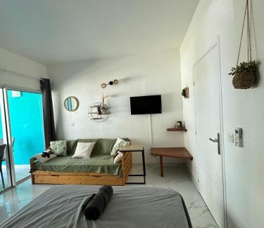 Grand-Bourg Apartment | Kaz' Kiki Coco