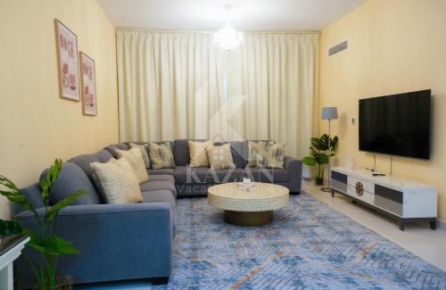 Al Kubus Apartment | Kazan Homes - Huge Leisure Retreat - 2BR Duplex apartment - Outdoor Sitting & Full Ocean View - Fujairah