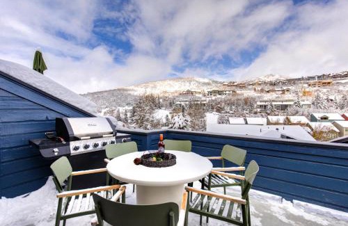 Deer Valley House | KBM Resorts Between Deer Valley and Main St Awesome Views Hot Tub AGC-8
