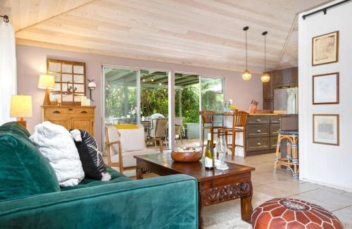 Kaanapali Apartment | KBM Resorts FREE CAR International Colony Club 2-Bedroom Cottage True Essence of Hawaii ICC-11