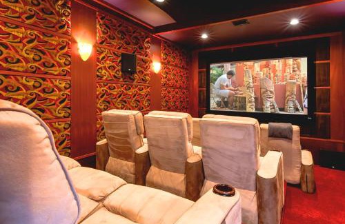 Waikoloa House | KBM Resorts FREE CAR Oceanfront NEW Premium 4 Bedroom Villa with in-home Movie Theater and Private Pool and Hot Tub AC Kolea-Kai-8