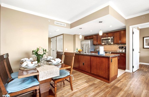 Honokowai Condo | KBM Resorts | Spacious Partial Ocean View 5-Bedroom Honua Kai Collection | Multi Unit Listing | Same Floor | 3 Free Rental Cars! HKK-920/22/26