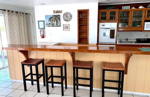 Key Colony Beach House | KCB-access Private Cabana Club, Dock on Canal, PET Friendly, Pickle ball courts