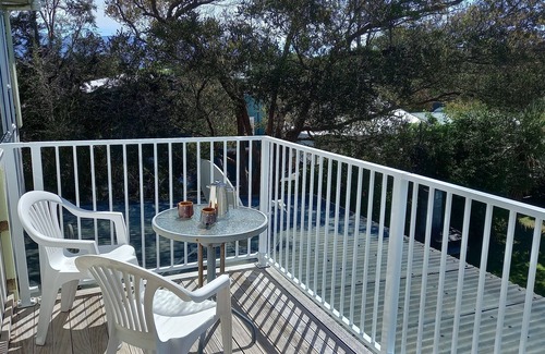 Pohara Cottage | Kea View - Pohara Beach Holiday Home