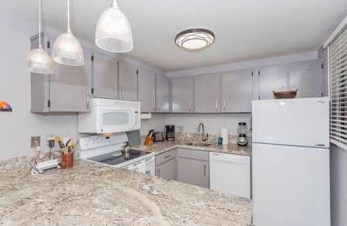 Keauhou Condo | Keauhou Punahele A104 - Cozy Island Themed 2 Bed 2 Bath