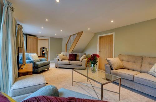 Irstead House | Keepers Cottage