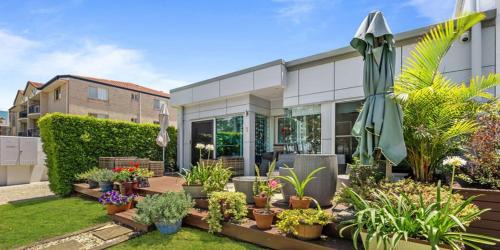 Bellara Apartment | Keith's on Sylvan Beach, 1 of the 3 most popular units on Bribie