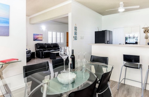 Bongaree Apartment | Keith's Place, 1 of the 3 most popular units on Bribie Island, near Brisbane.
