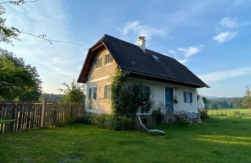 Sankt Martin im Sulmtal Cottage | Kellerstöckl at the organic vegan farm - ideal for dog lovers