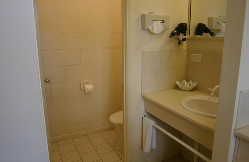 Oakey Hotel | Kellys Motel Oakey