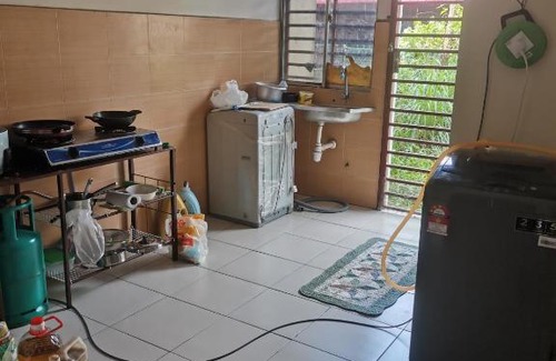 Kuala Terengganu House | kemasukan march 2023, call 01164195474
