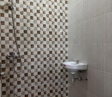 Central Yogyakarta House | Kembang Sepatu Homestay