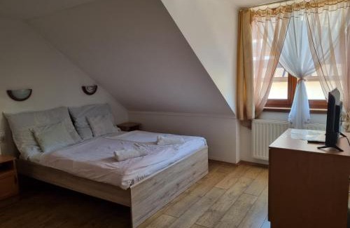 Tardos Bed & Breakfast | Kemencés Fogadó
