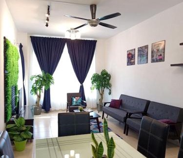 Bandar Kota Bharu Apartment | Ken1606 Home - Centre of KB, WIFI, 6 to 8 pax