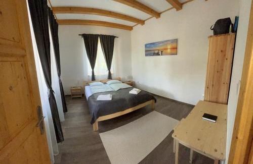 Balatonkenese Apartment | Kenessey Vendégház