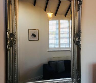 Kenilworth Apartment | Kenilworth Cosy Garden View Apartment