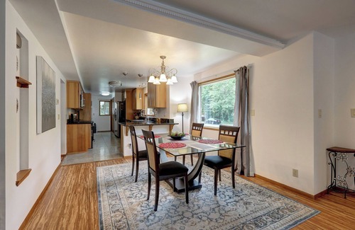 Kenmore House | Kenmore WA 5bd,3b house; easy access to MSFT/AMZN & Lake WA