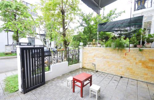 Huong Thuy Apartment | Kenpi Garden Homestay - NGUYÊN CĂN, đậu nhiều ô tô