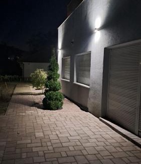 Szekszard Apartment | Kerékhegyi Völgyház appartman