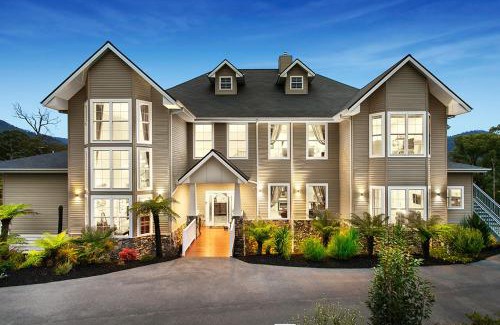 Marysville Bed & Breakfast | Kerami Manor & Day Spa