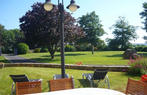 Mahalon Bed & Breakfast | Kerantum à10mn des baies de Douarnenez et Audierne avec cuisine à disposition
