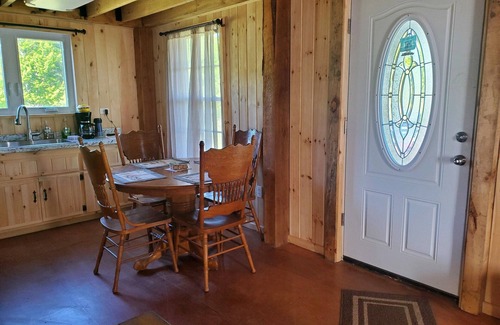 Savona Cabin | Kermit’s Cabin in Finger Lakes Region