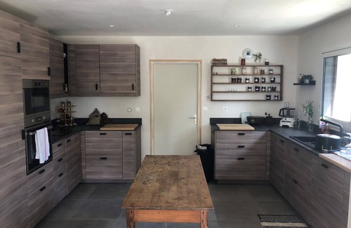 Saint-Jacut-de-la-Mer House | Kernoo. in the heart of the peninsula located 3 minutes from the sea and shops