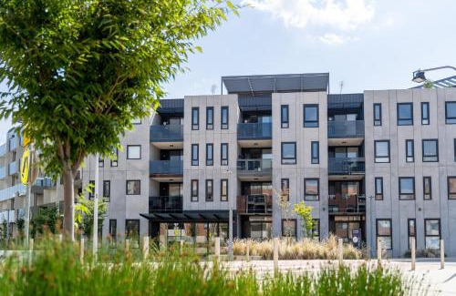 Kingston Apartment | Kerridge St Apartments by Urban Rest