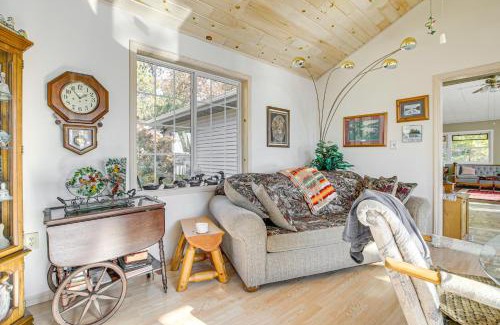 Legend Lake House | Keshena Lake House Fire Pit, Deck