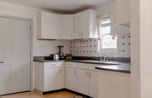 Paw Paw Lake House | Kevins Place near PawPaw Lake!