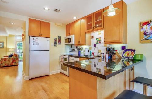 Truman Annex Apartment | Key West Casa by AvantStay Communal Pool BBQ Patio Near Duval Street Week Long Stays Only