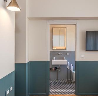 Guastalla Apartment | Keys of Italy - PortaRomana51-Golden Gate Retreat