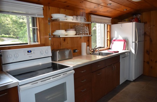 Center Lovell Cottage | Kezar Lake Waterfront Cottage Fully Booked. See our Other Listing, # 305700.
