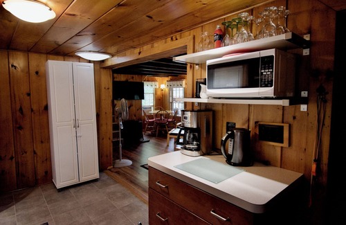 Center Lovell Cottage | Kezar Lake Waterfront Cottage Fully Booked. See our Other Listing, # 305700.