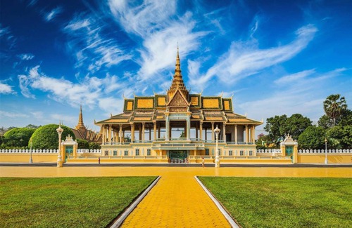 Phnom Penh City Centre Hotel | 68 m² Hotel ∙ 3 guests