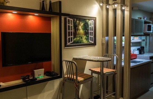 Cebu Apartment | khalils horizons 101 condominium (Deluxe Queen Studio Bedroom)