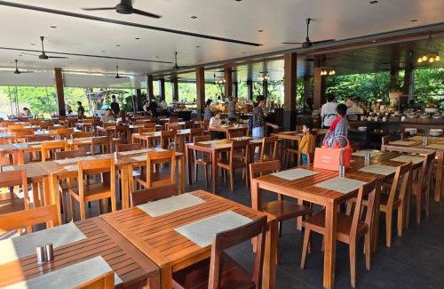 Mu Si Villa | Khaoyai Kirimaya Atta Residence 5 BR Villa